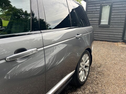 Land Rover Range Rover SDV8 VOGUE SE 29