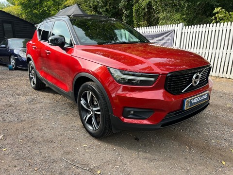 Volvo XC40 T4 R-DESIGN AWD 8