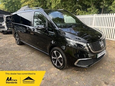 Mercedes-Benz Eqv EQV 300 SPORT PREMIUM 1