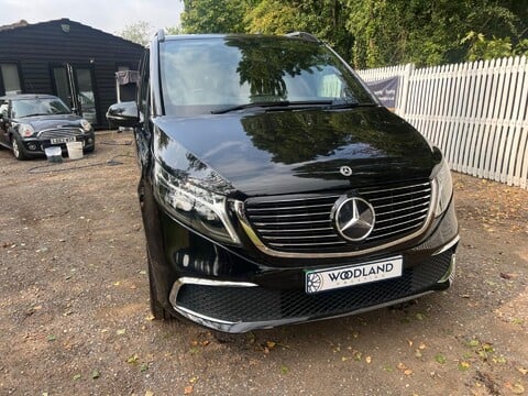 Mercedes-Benz Eqv EQV 300 SPORT PREMIUM 5