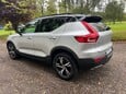 Volvo XC40 T4 R-DESIGN AWD 11