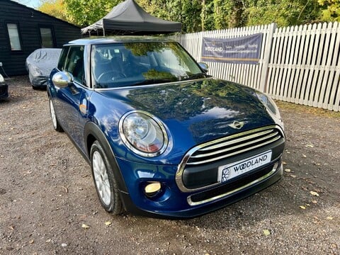 Mini Hatch ONE 4