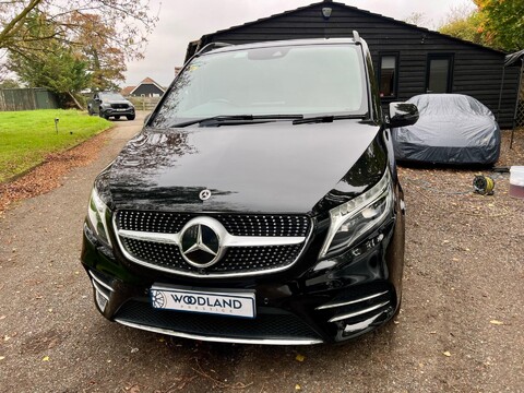 Mercedes-Benz V Class V 300 D AMG LINE XL 7