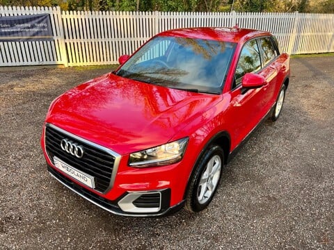 Audi Q2 TFSI SPORT 11