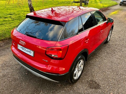 Audi Q2 TFSI SPORT 18