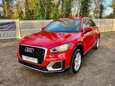 Audi Q2 TFSI SPORT 9