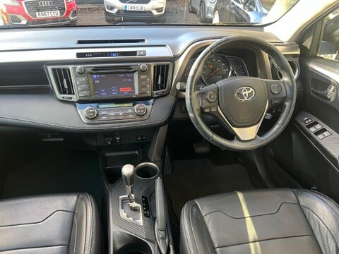 Toyota Rav4 VVT-I ICON 23