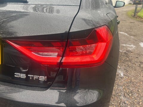 Audi A1 SPORTBACK TFSI SPORT 18