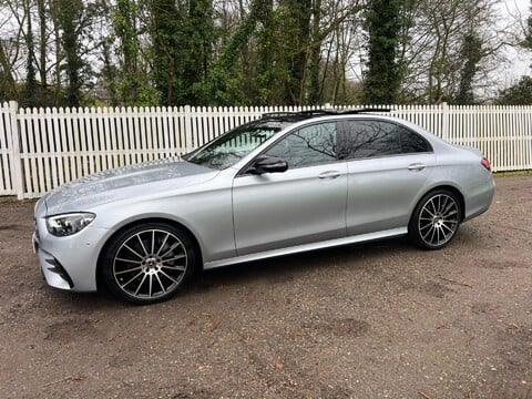 Mercedes-Benz E Class E 220 D AMG LINE NIGHT EDITION PREMIUM PLUS 12