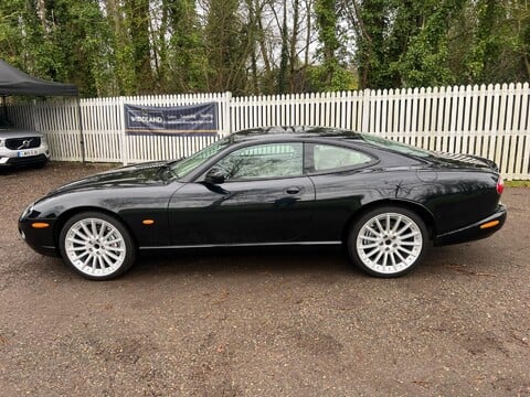 Jaguar XKR XKR COUPE 7