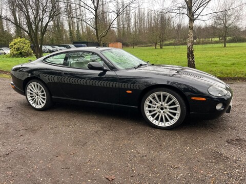 Jaguar XKR XKR COUPE 18