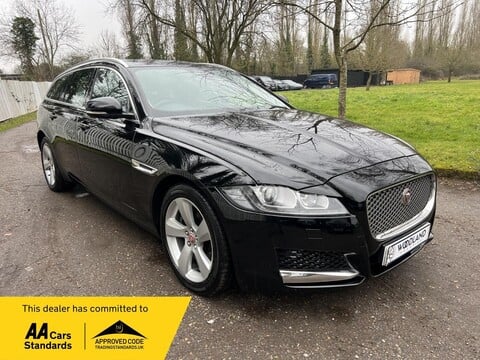 Jaguar XF PORTFOLIO 1