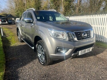 Nissan Navara DCI TEKNA 4X4 SHR DCB 4