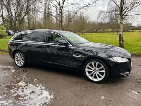 Jaguar XF PORTFOLIO 17