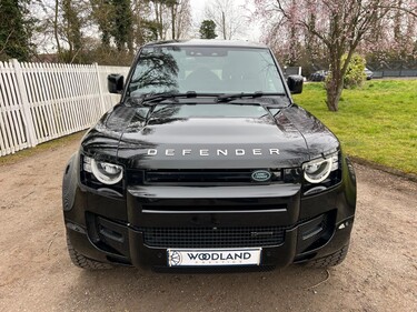 Land Rover Defender X-DYNAMIC S 2