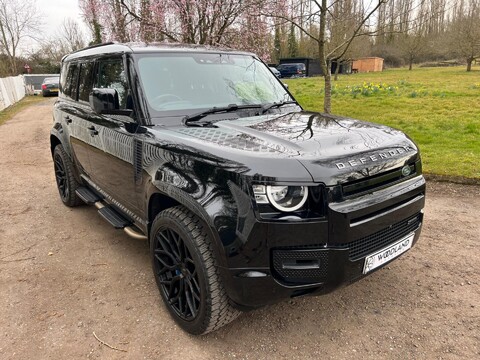 Land Rover Defender X-DYNAMIC S 8