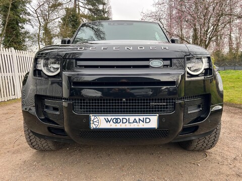 Land Rover Defender X-DYNAMIC S 9