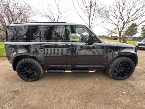 Land Rover Defender X-DYNAMIC S 19