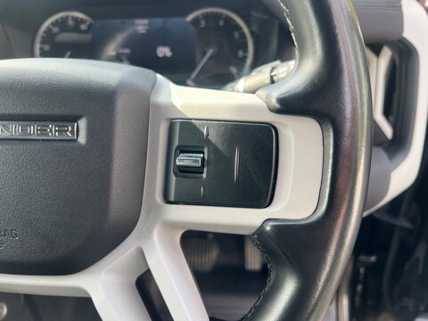 Land Rover Defender X-DYNAMIC S 50