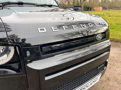 Land Rover Defender X-DYNAMIC S 54