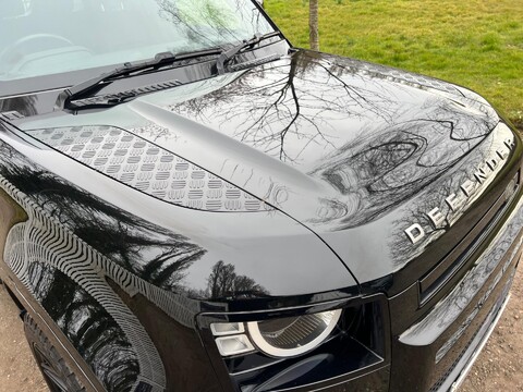 Land Rover Defender X-DYNAMIC S 62