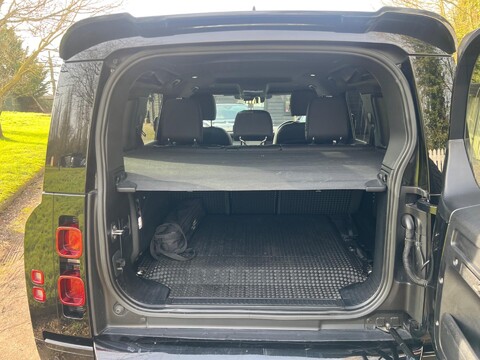 Land Rover Defender X-DYNAMIC S 68