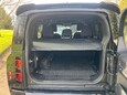 Land Rover Defender X-DYNAMIC S 68