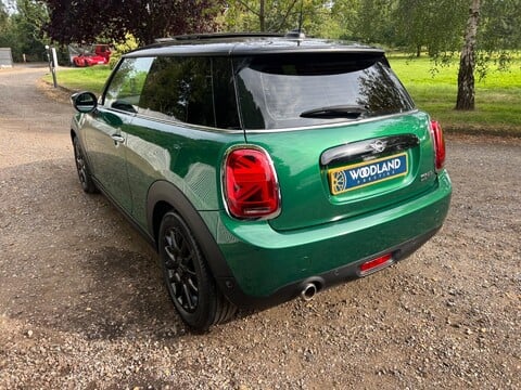 Mini Hatch COOPER CLASSIC 13