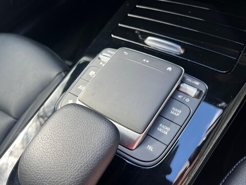 Mercedes-Benz CLA Class CLA 200 AMG LINE 28