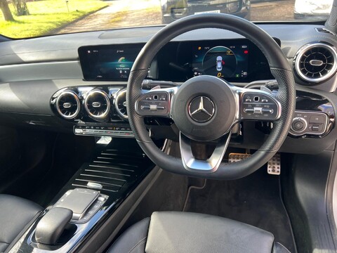 Mercedes-Benz CLA Class CLA 200 AMG LINE 30
