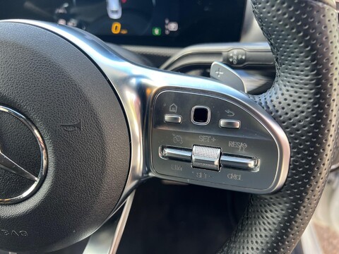 Mercedes-Benz CLA Class CLA 200 AMG LINE 35
