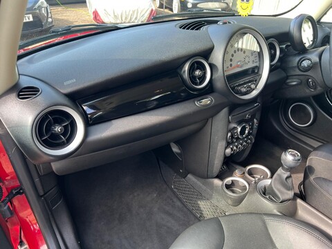Mini Hatch COOPER 20