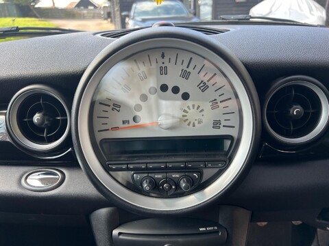 Mini Hatch COOPER 30