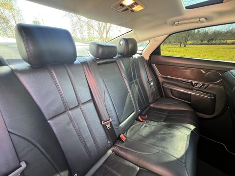 Jaguar XJ D V6 LUXURY 41