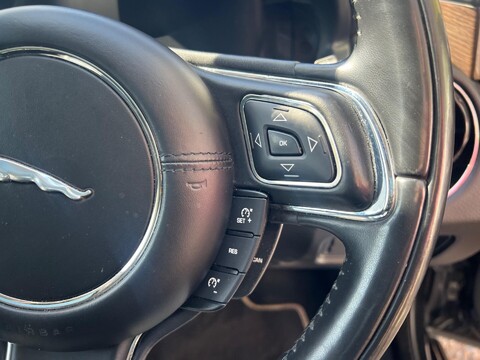 Jaguar XJ D V6 LUXURY 60