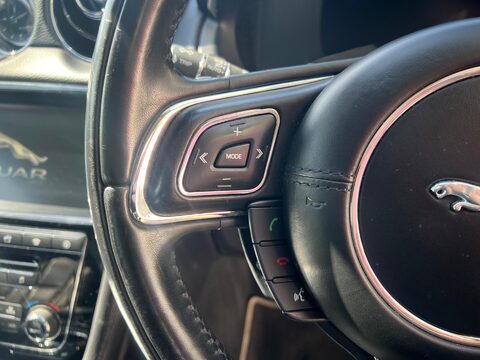 Jaguar XJ D V6 LUXURY 46