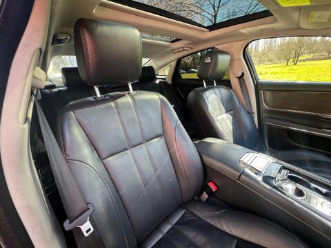 Jaguar XJ D V6 LUXURY 35