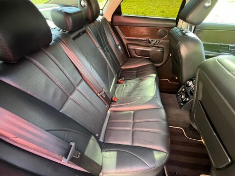 Jaguar XJ D V6 LUXURY 38