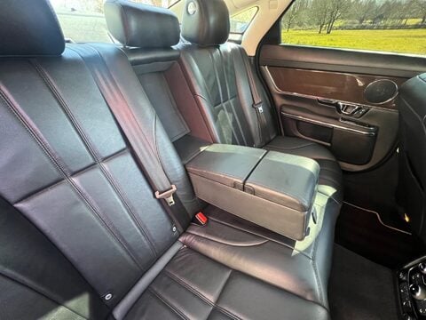 Jaguar XJ D V6 LUXURY 40