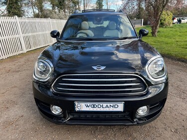 Mini Countryman COOPER 2