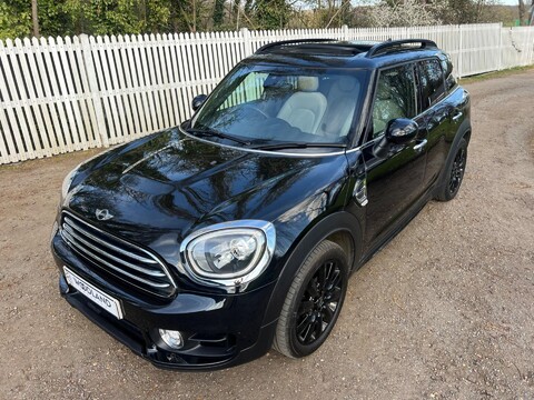 Mini Countryman COOPER 9