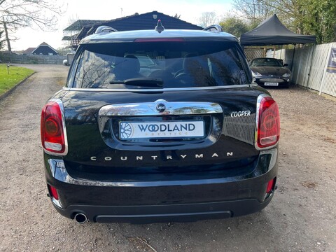 Mini Countryman COOPER 13