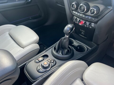 Mini Countryman COOPER 18