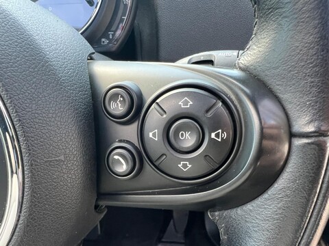 Mini Countryman COOPER 32