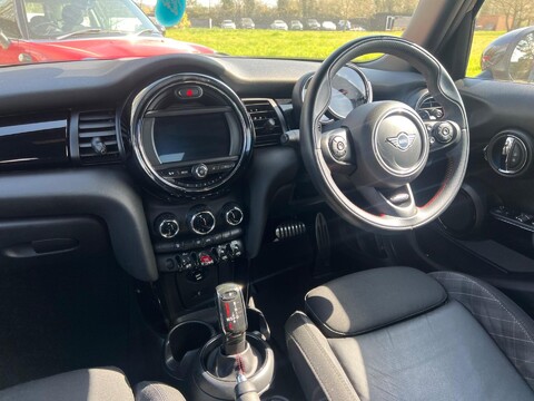 Mini Hatch COOPER S 56