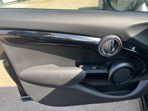 Mini Hatch COOPER S 57
