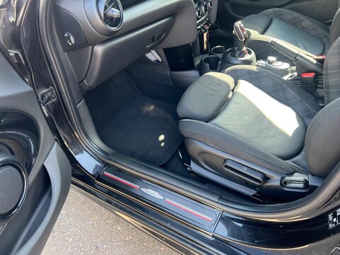 Mini Hatch COOPER S 60