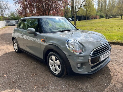 Mini Hatch COOPER 5