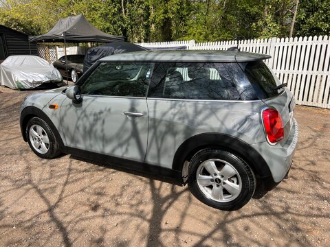 Mini Hatch COOPER 14