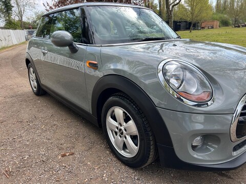 Mini Hatch COOPER 23